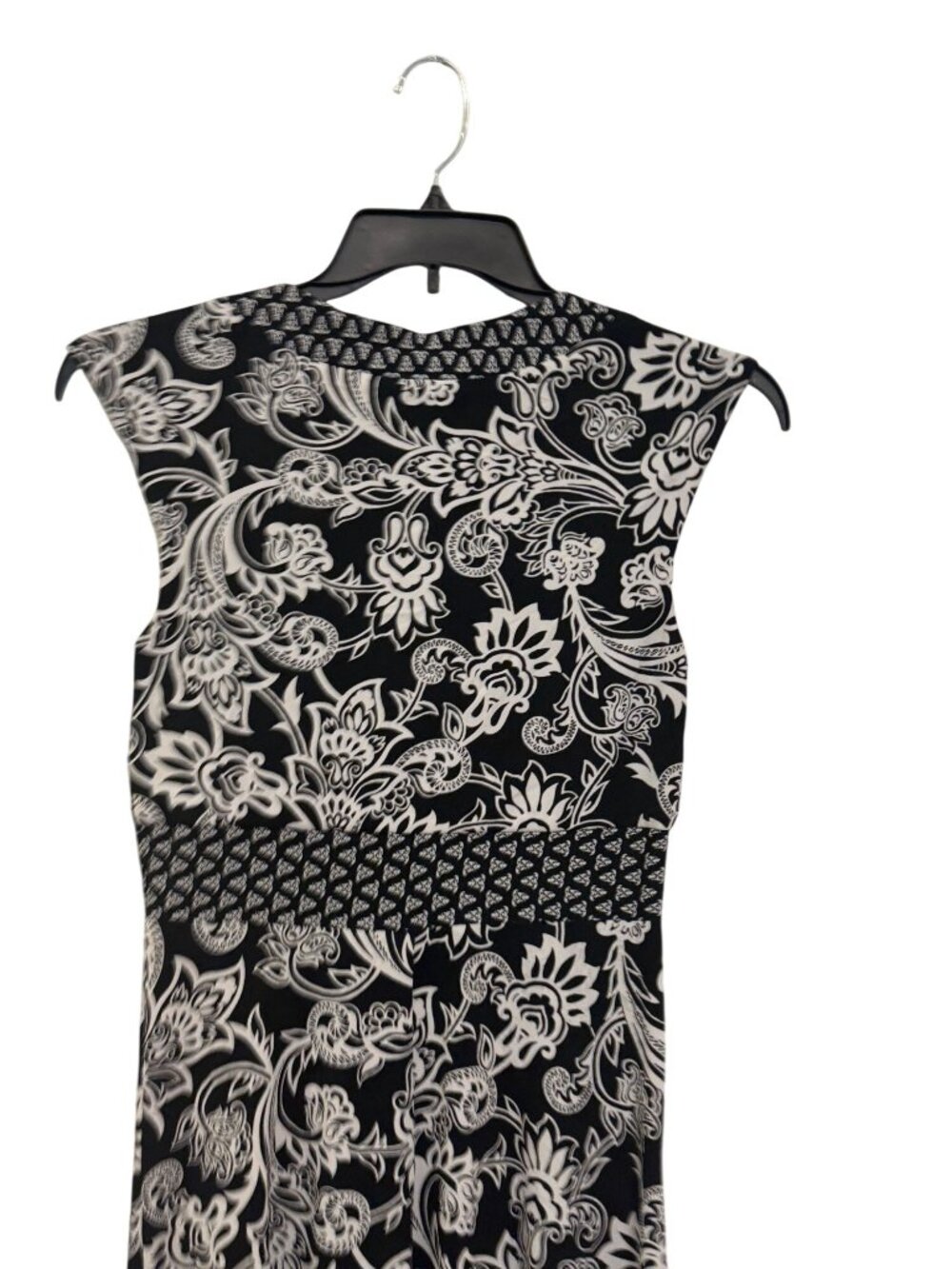 White House Black Market Black & White Floral Sleeveless Dress With Knot Detail - Picture 7 of 7